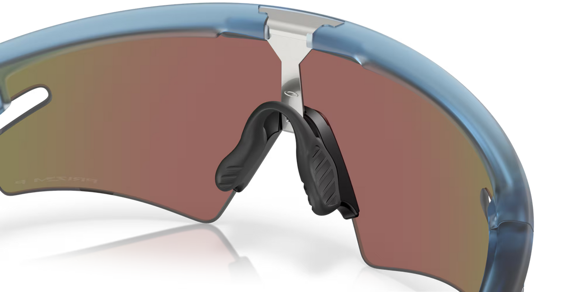 Lunettes OAKLEY SPHAERA SLASH Matt Transparent Stone Verre Prizm Sapphire Polarized - OO9499-0336