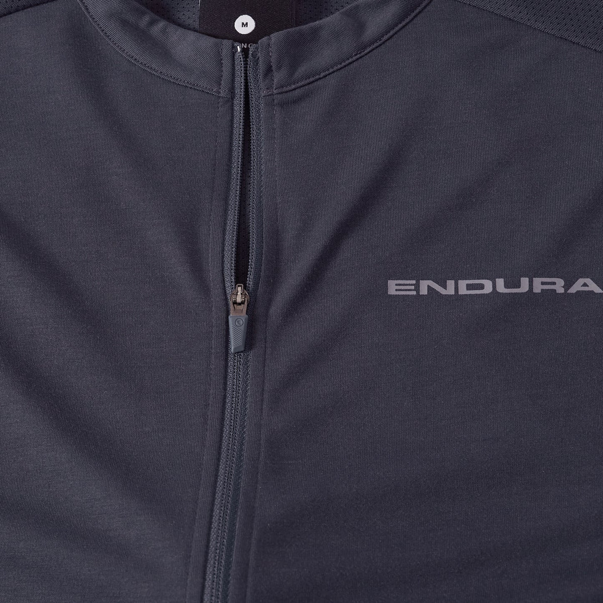 Maillot ENDURA LOOP ZIPPED Manches Courtes Carbon Gris