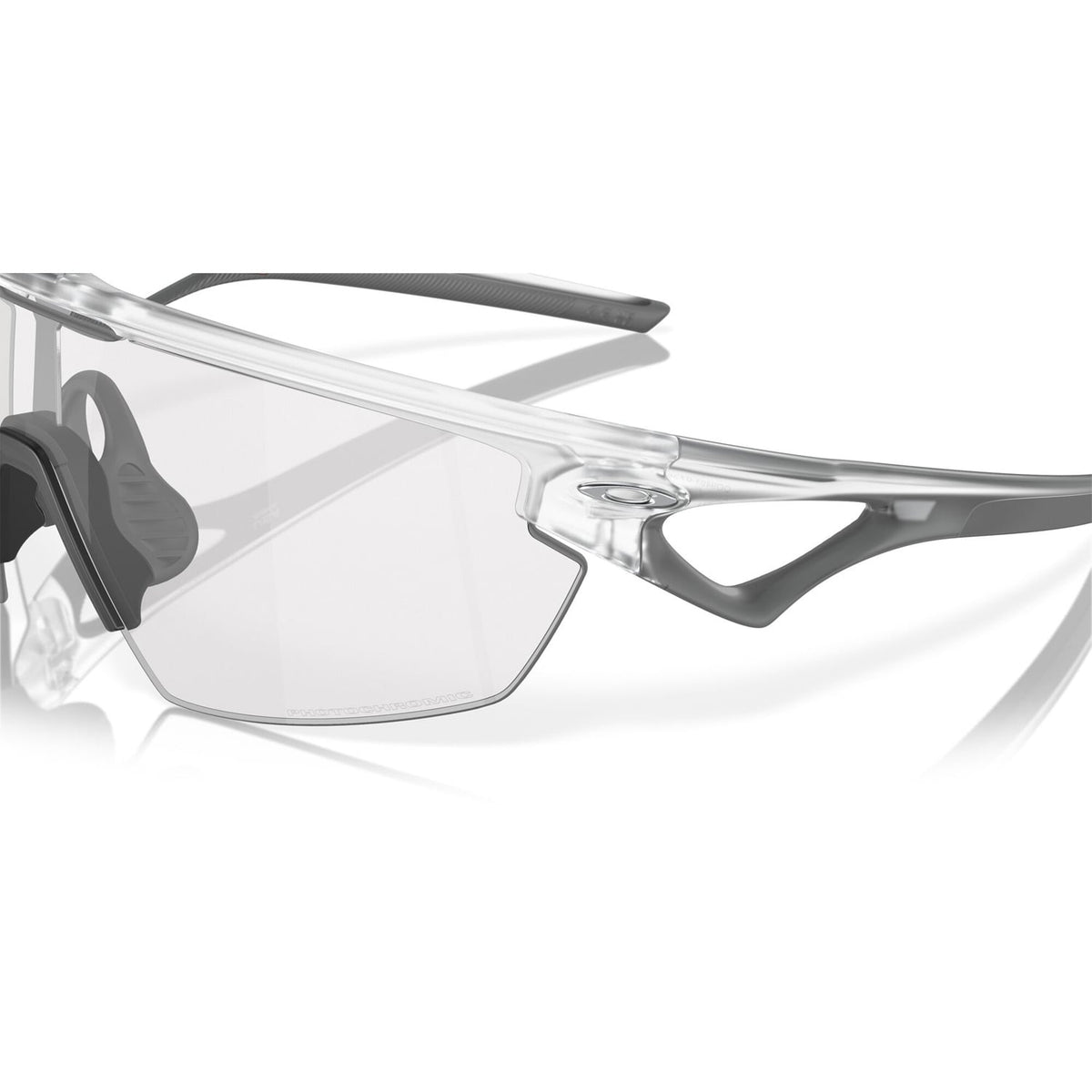 Lunettes OAKLEY SPHAERA Noir Transparent Clear Photochromique- 0OO9403-0736