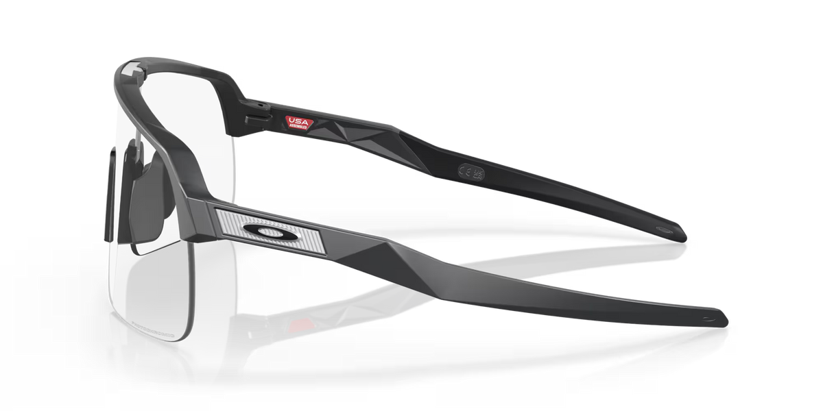 Lunettes OAKLEY SUTRO LITE Matt Carbon Verre Clear Photochromique - O9463-4539