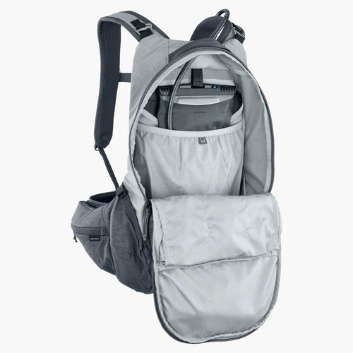 Sac à Dos avec Dorsale EVOC TRAIL PRO 16L Gris