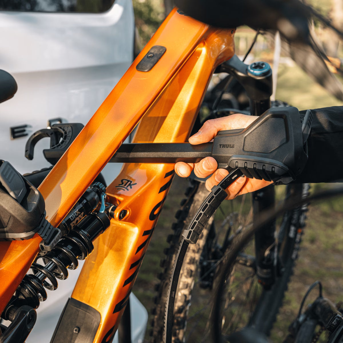 Porte-Vélos THULE VELOSPACE 3 3 Vélos sur Attelage