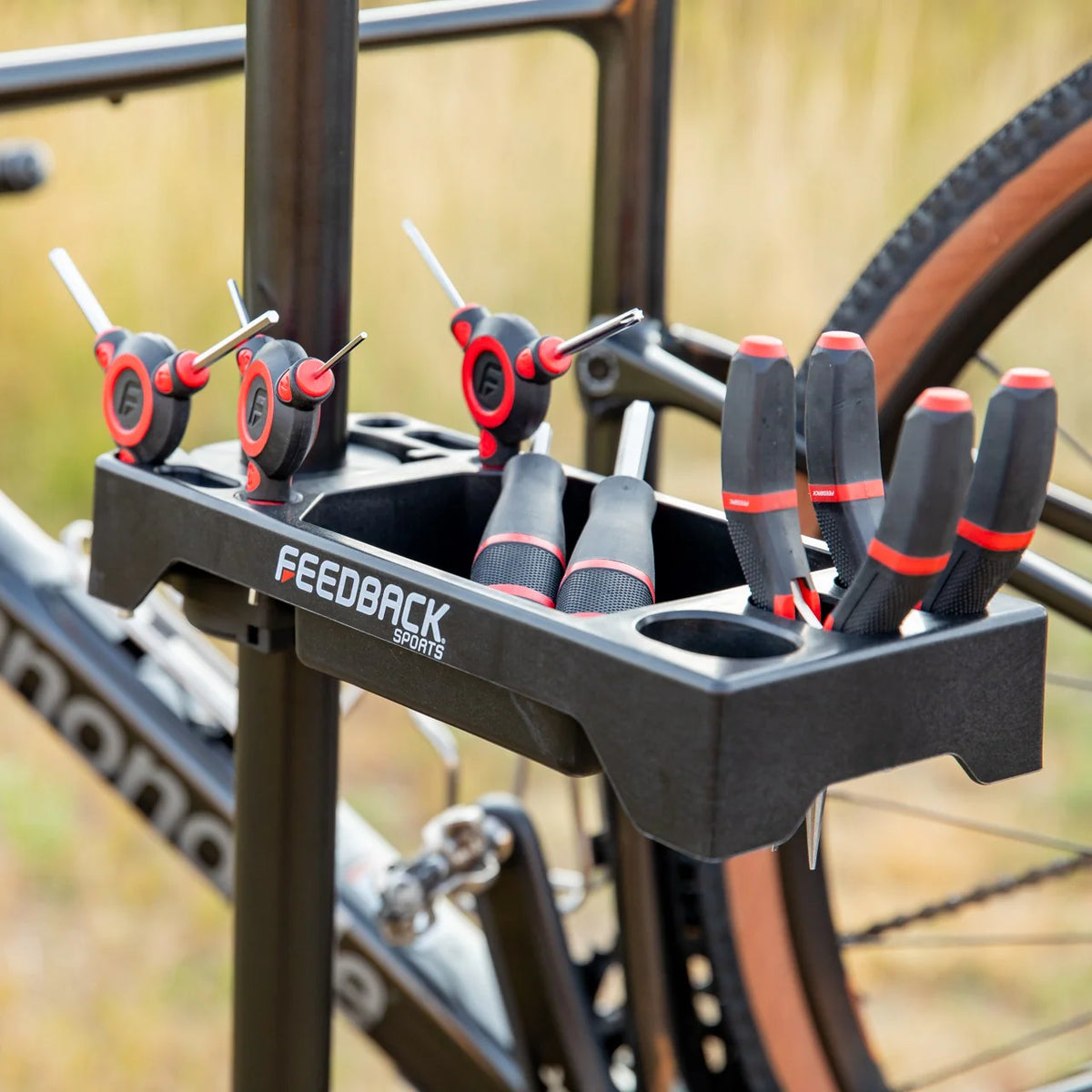 Plateau à Outils Compact pour Pied d'Atelier FEEDBACK SPORTS