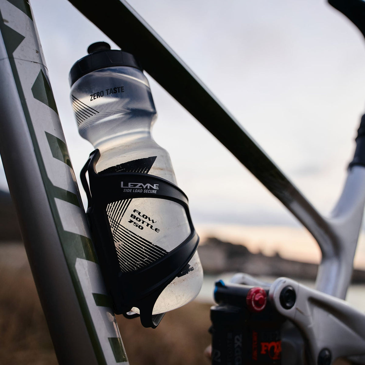 Porte-Bidon LEZYNE FLOW CAGE SL Noir (x2)