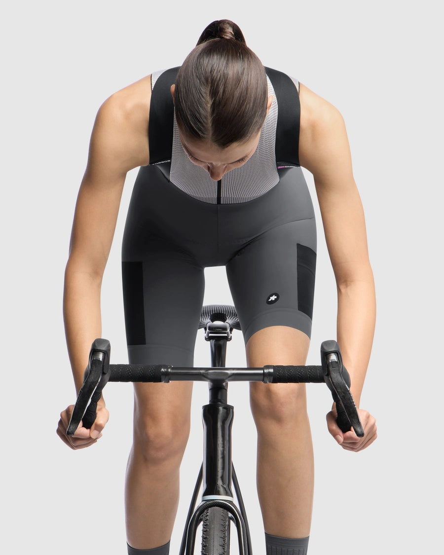 Cuissard Court à Bretelles ASSOS TACTICA KIESKAFER T5 GRAVEL Femme Gris