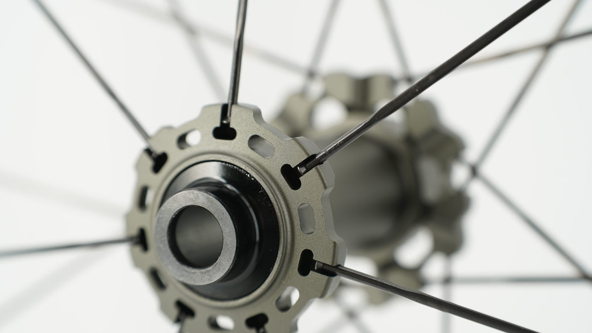 Paire de Roues SCOM AERO 50/62 Tubeless Ready (Center Lock)