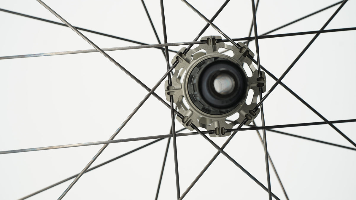 Paire de Roues SCOM AERO 40 Tubeless Ready (Center Lock)