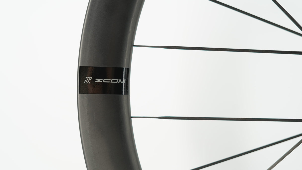 Paire de Roues SCOM ULTRA+ 50 Tubeless Ready (Center Lock)