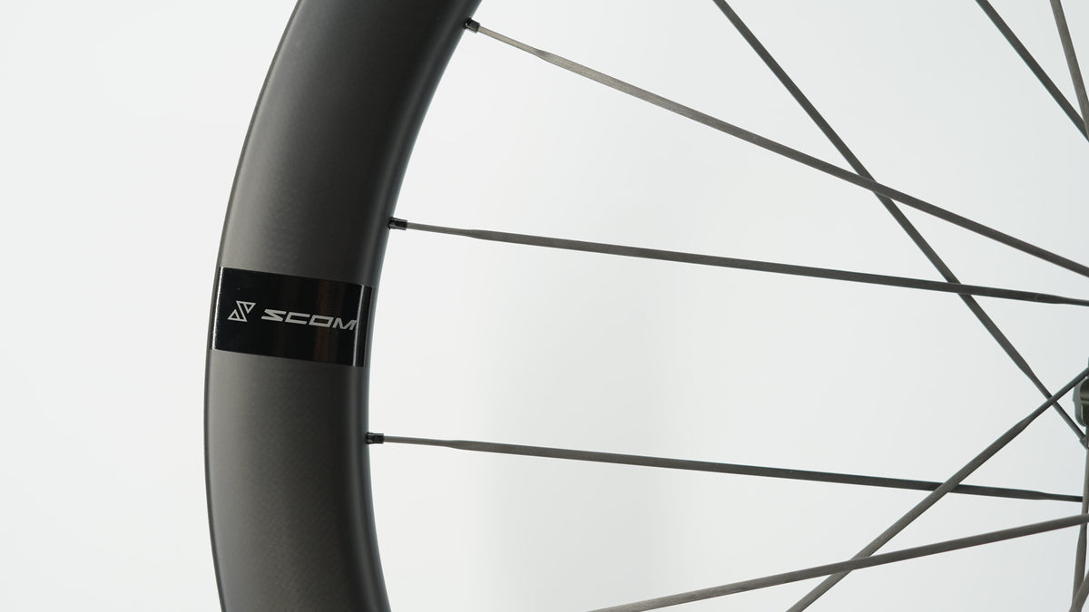 Paires de Roues SCOM ULTRA 50 Tubeless Ready (Center Lock)
