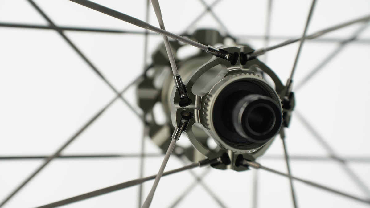 Paires de Roues SCOM ULTRA 50 Tubeless Ready (Center Lock)