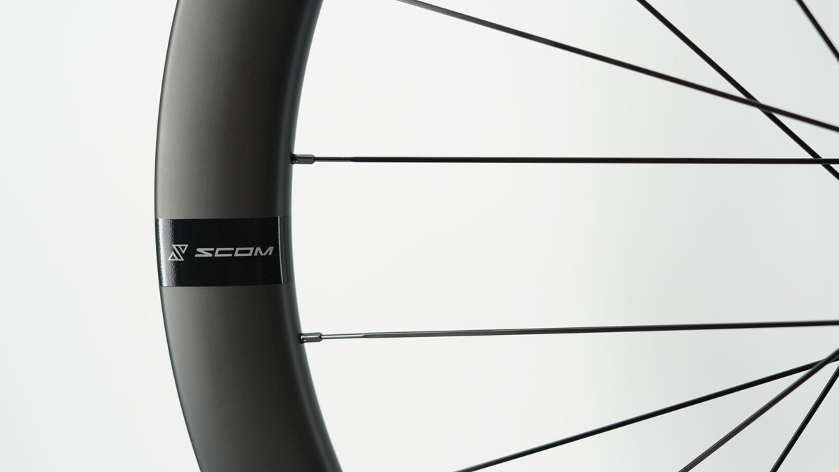 Paire de Roues SCOM CORSA 45 Tubeless Ready (Center Lock)
