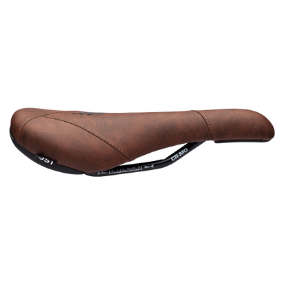 Selle Title JS1 marron, vue de profil