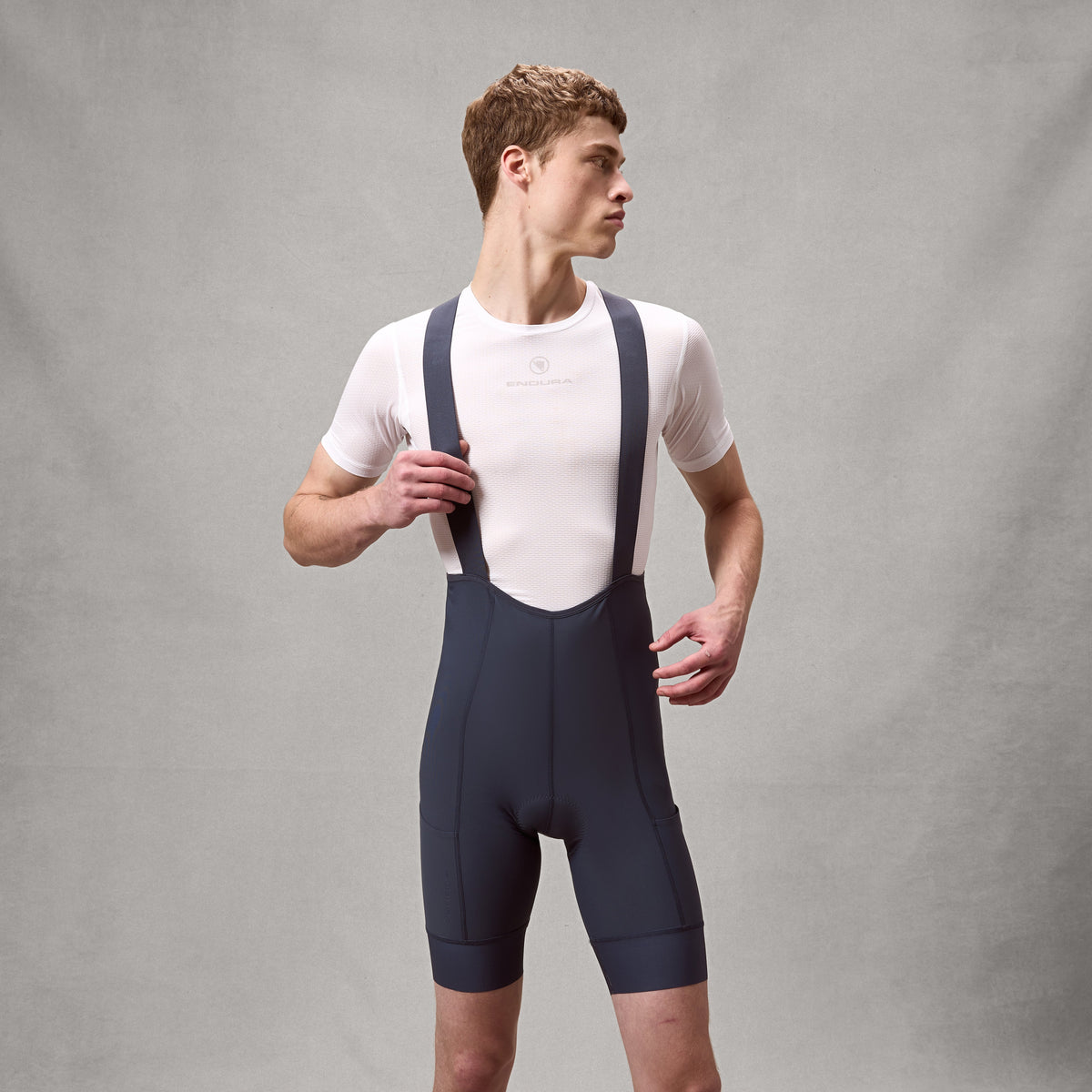 Cuissard Court à Bretelles ENDURA LOOP Carbon Gris