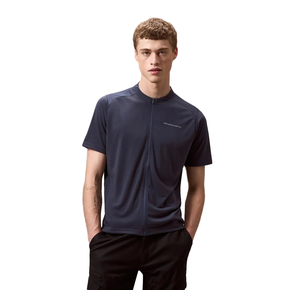 Maillot ENDURA LOOP ZIPPED Manches Courtes Carbon Gris