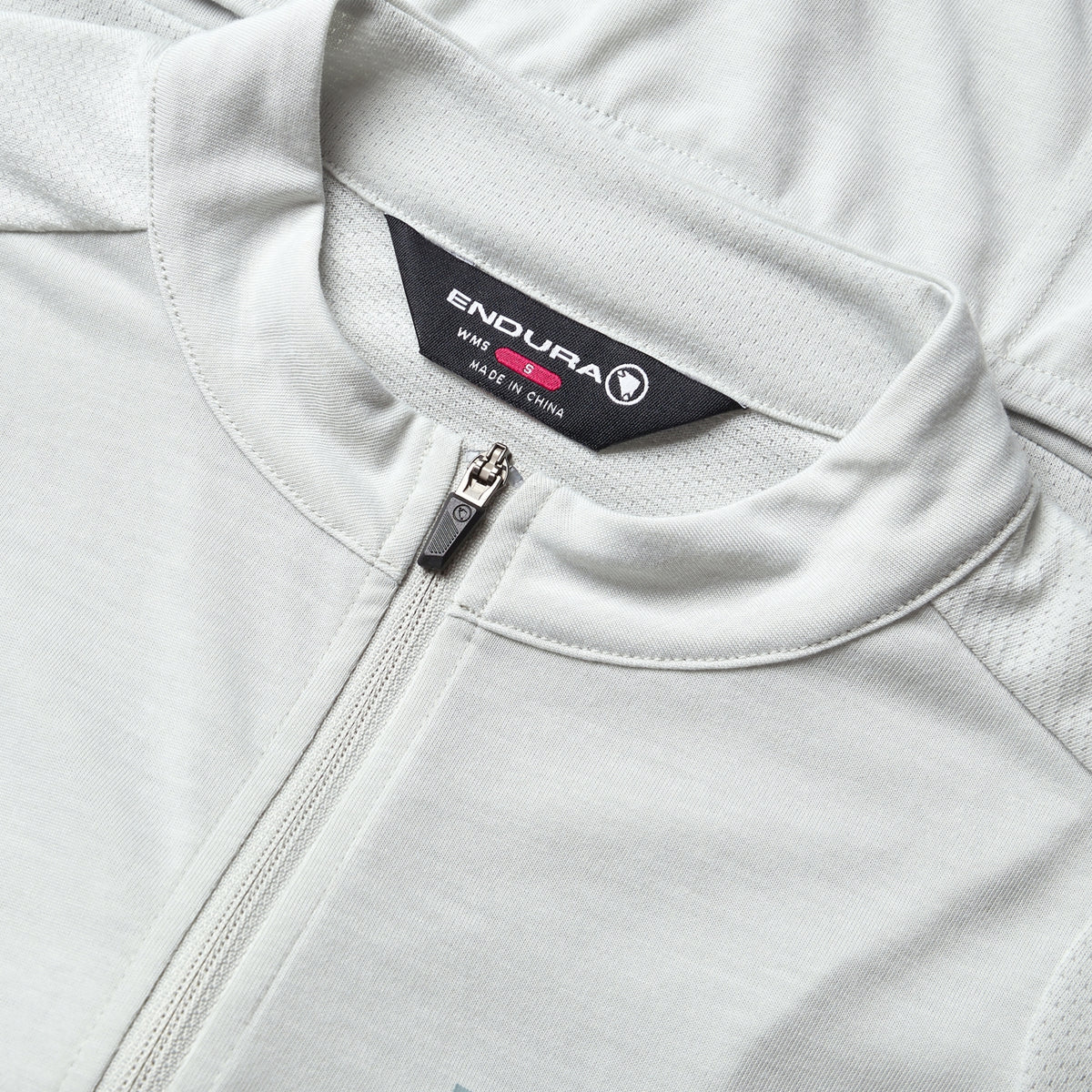 Maillot ENDURA LOOP ZIPPED Manches Courtes Femme Gris