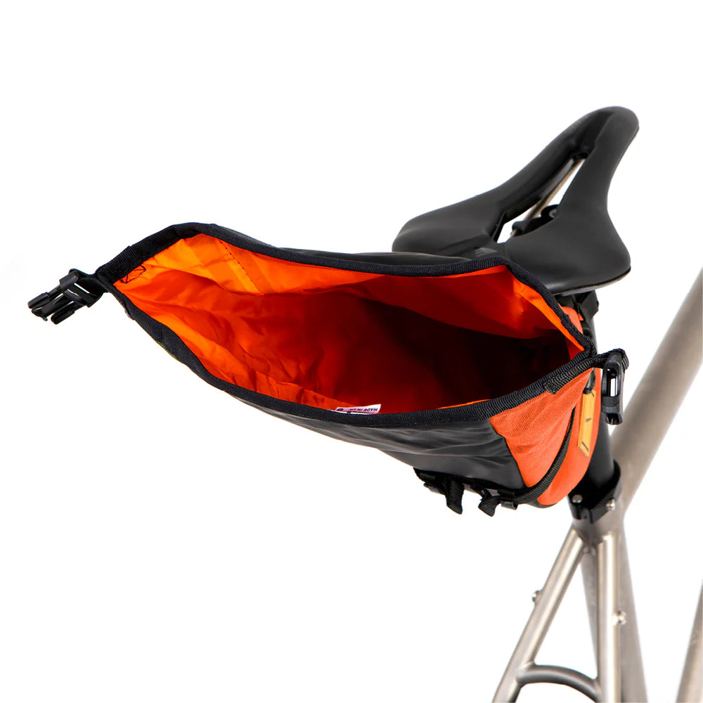 Sacoche de Selle RESTRAP SADDLE PACK 2.5L Orange