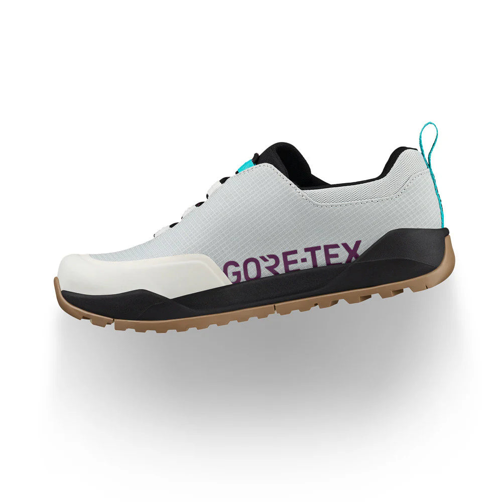 Chaussures VTT FIZIK TERRA ERGOLACE GTX FLAT Noir/Bleu