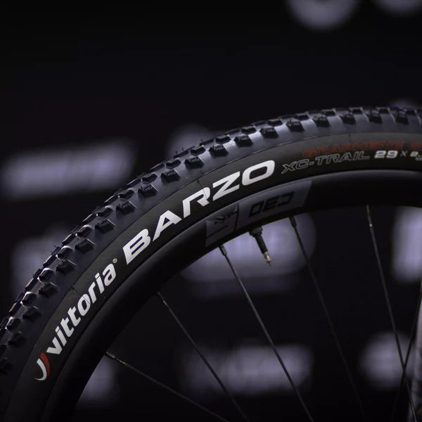 Pneu VITTORIA BARZO XC TRAIL 26x2.10 4C Graphene 2.0 Souple Noir/Gris