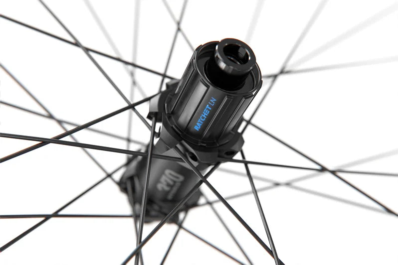 Roue Arriere DT SWISS HU 1900 SPLINE 27.5" 30 mm 12x148 mm