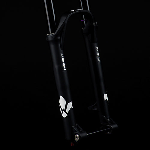 Fourche FORMULA NERO C Coil 27.5" Axe 20x110mm Boost Noir